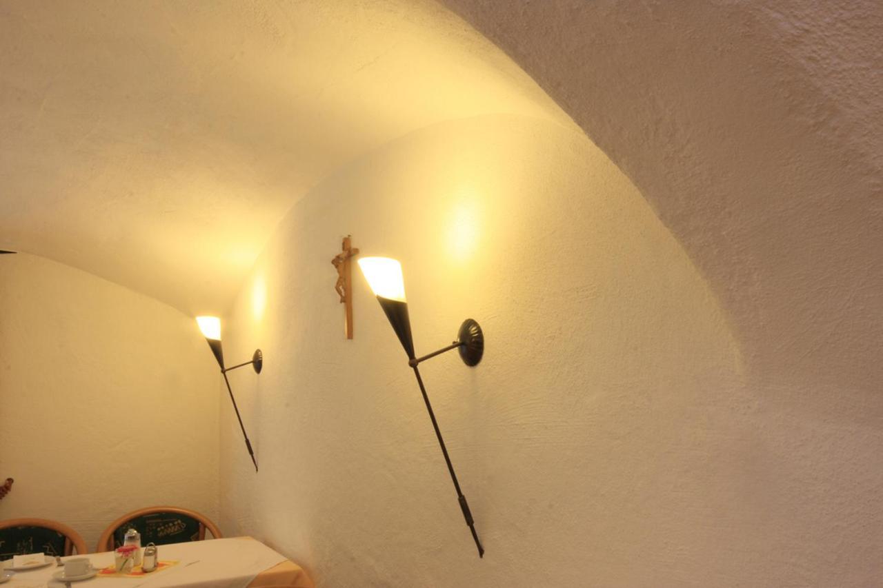 Hotel Trasen Waldkraiburg Eksteriør billede